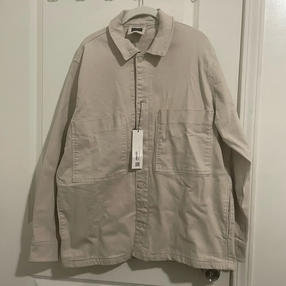 COPY - Jacket - Picture 4 of 7